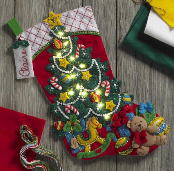 Bucilla Felt Kit Stocking 18 in. Christmas in oz