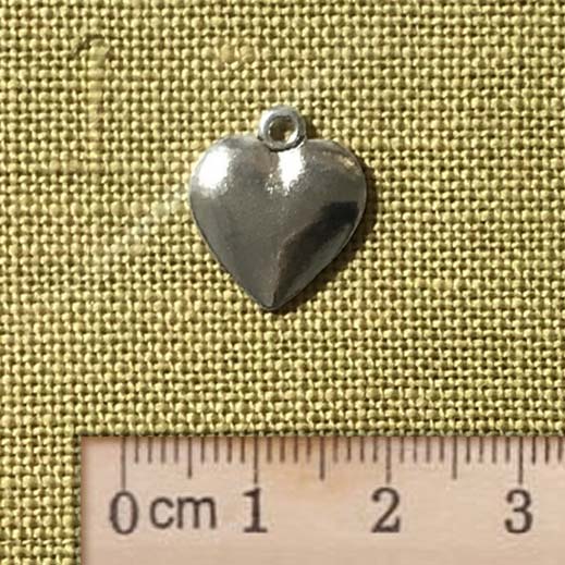 heart shape metal alloy charm